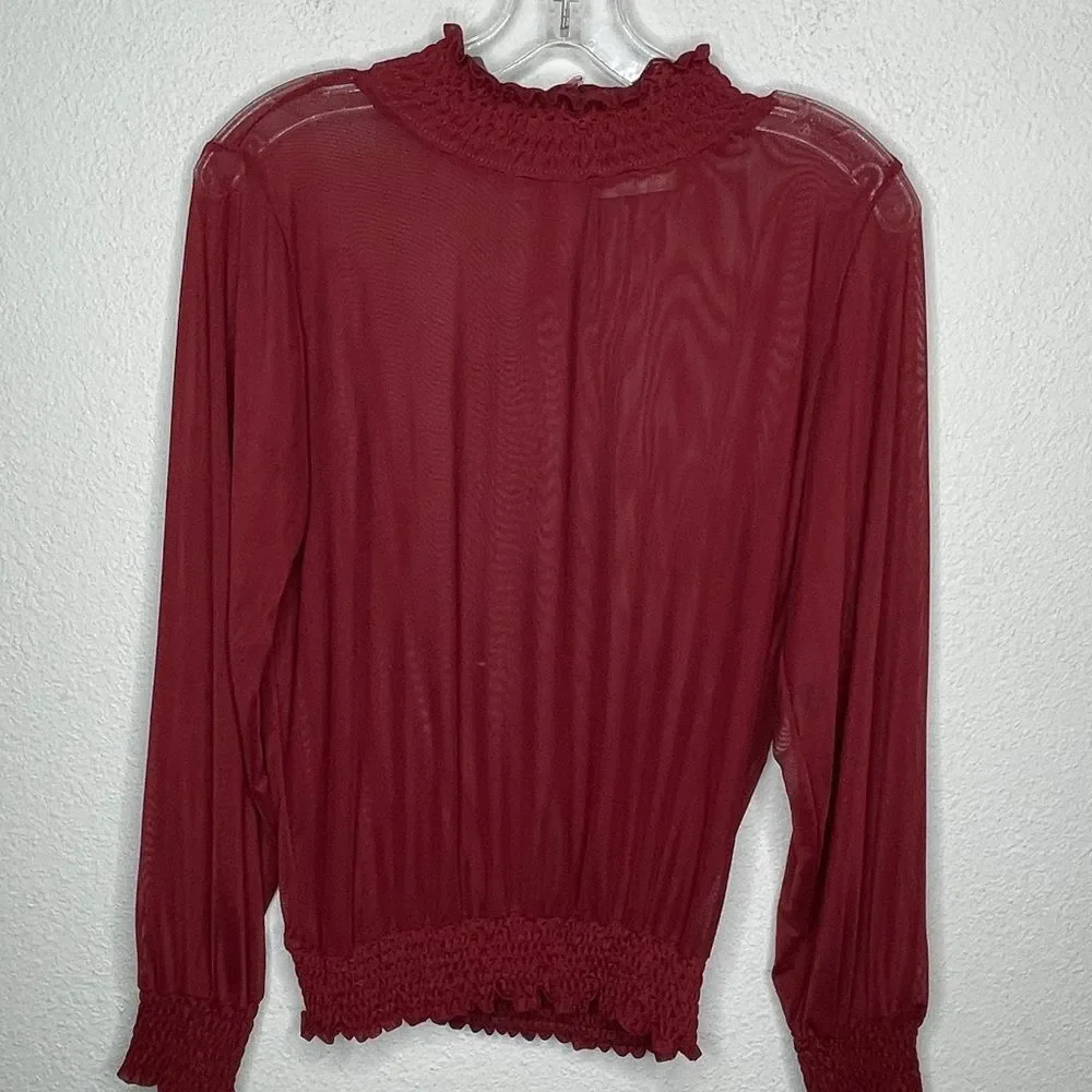 Modish Sheer‎ Blouse - Picture 6 of 8